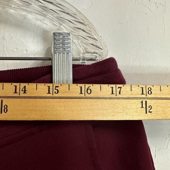 FIGS Women’s Technical Collection Burgundy Scrub Jogging Maternity Pants Large - Picture 13 of 15